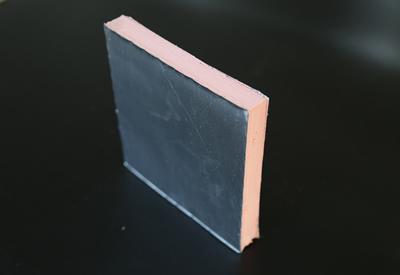 Placa de aislamiento compuesta con hoja de aluminio